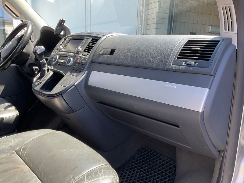 Volkswagen T5 Multivan 2.5 TDI Highline 2009 – снимка 35