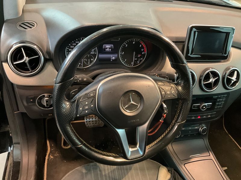 Mercedes-Benz B-Klasse B 200 CDI Premium 2014 – снимка 29