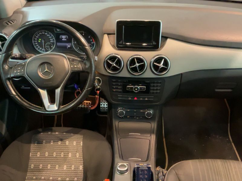 Mercedes-Benz B-Klasse B 200 CDI Premium 2014 – снимка 17