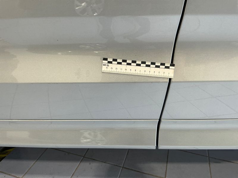 Volvo XC60 2.0 D5 R Design AWD 2018 – снимка 25
