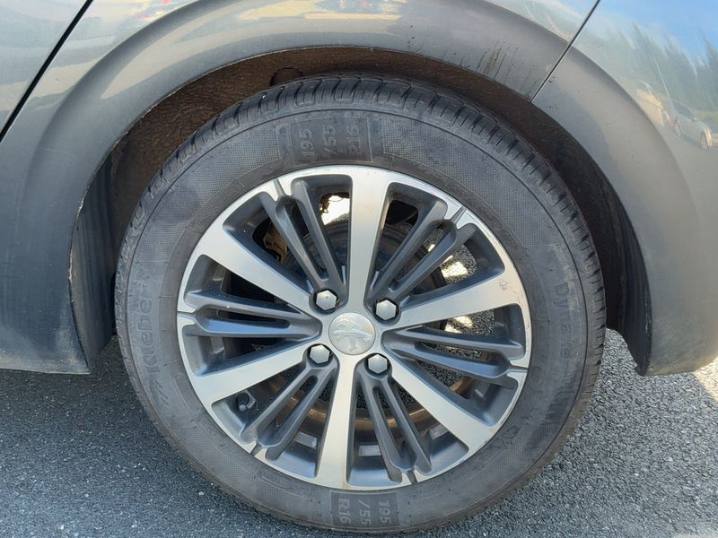 Peugeot 208 1.2 e-VTi Active 2017 – снимка 5