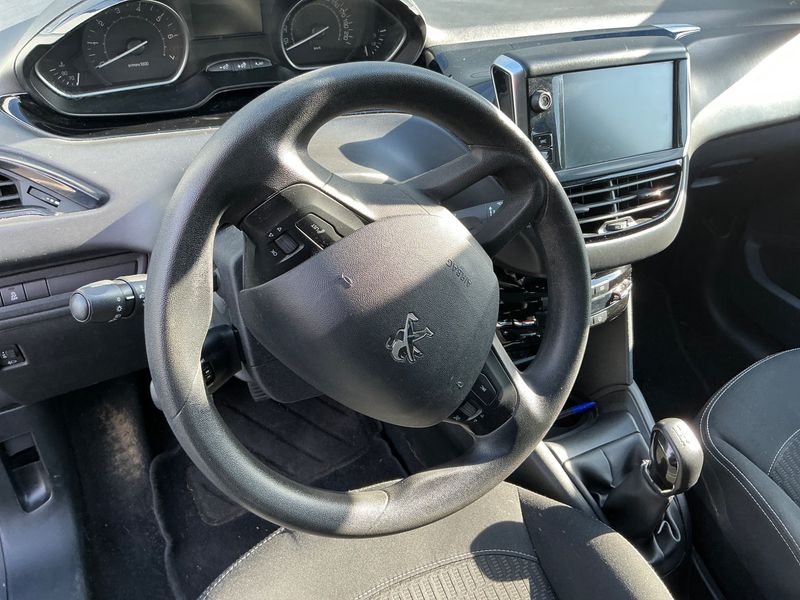 Peugeot 208 1.2 e-VTi Active 2017 – снимка 26