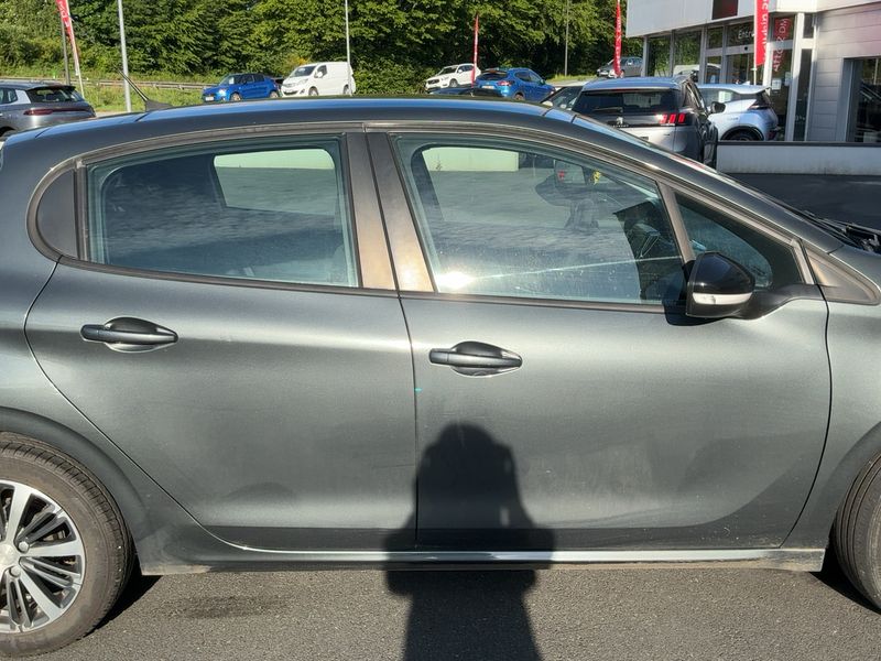 Peugeot 208 1.2 e-VTi Active 2017 – снимка 10