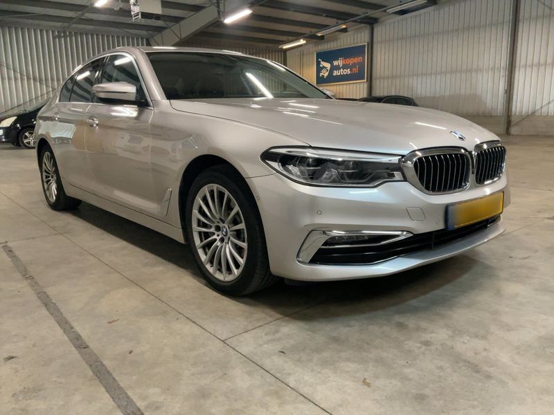 BMW 5er 530e xDrive Luxury Line 2020 – снимка 12