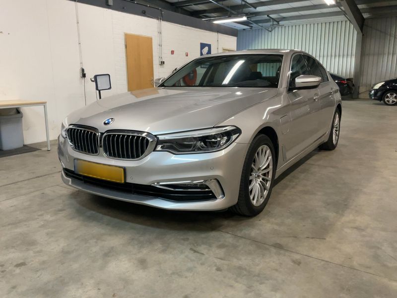 BMW 5er 530e xDrive Luxury Line 2020 – снимка 1