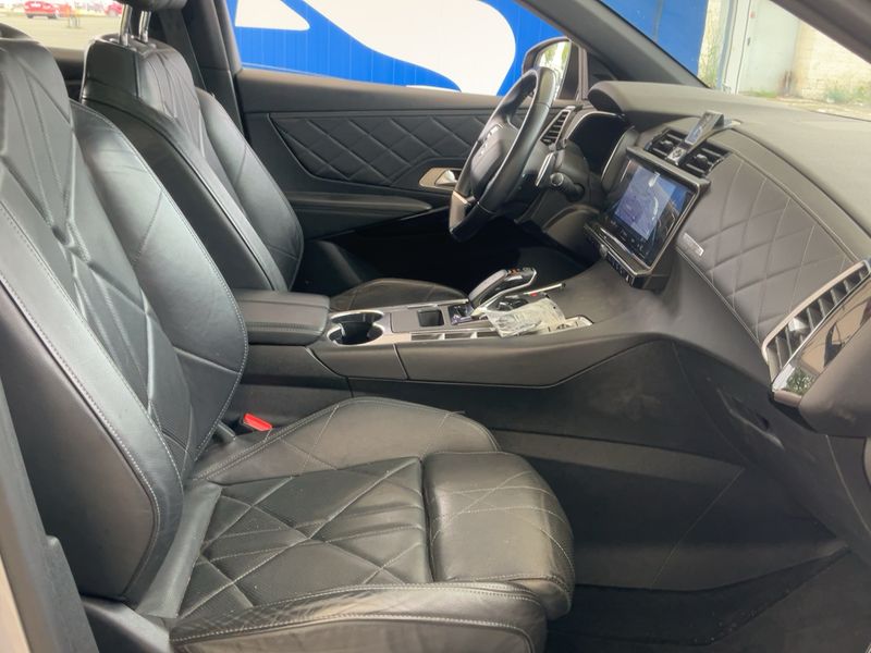 DS Automobiles DS7 Crossback 1.6 E-Tense Hybrid Grand Chic 4x4 2020 – снимка 16
