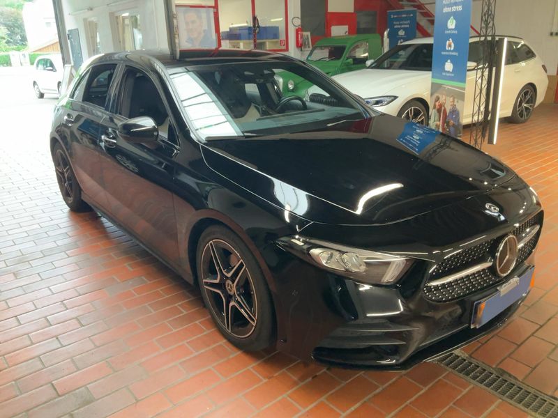 Mercedes-Benz A-Klasse A 180 d AMG Line 2020 – снимка 12