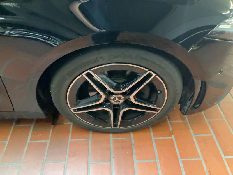 Mercedes-Benz A-Klasse A 180 d AMG Line 2020 – снимка 11
