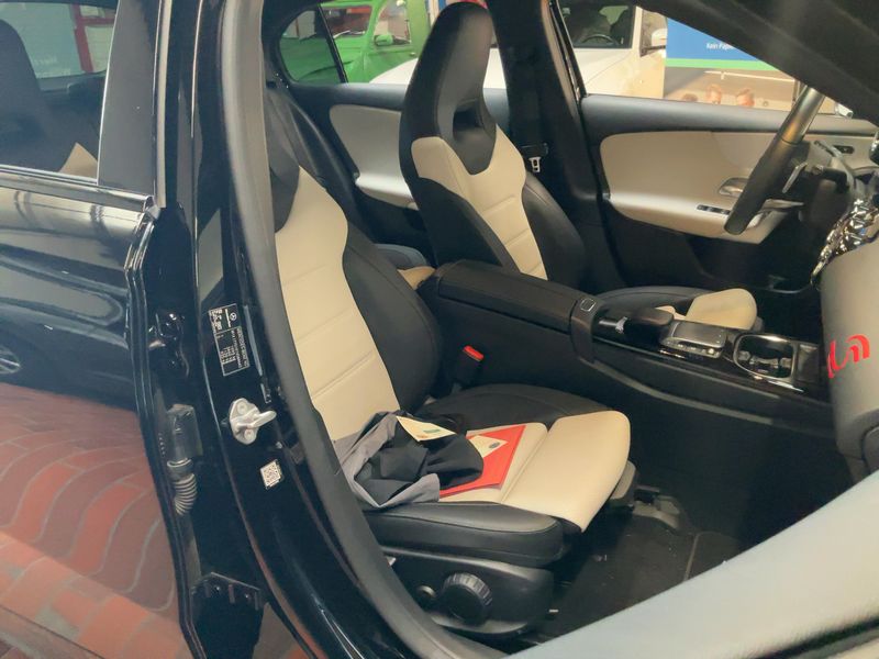Mercedes-Benz A-Klasse A 180 d AMG Line 2020 – снимка 17