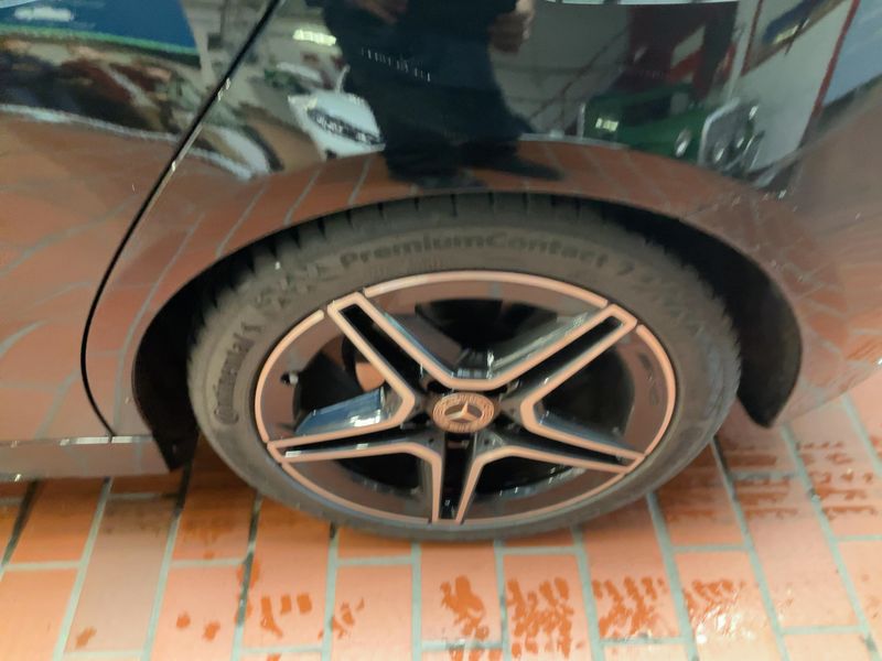 Mercedes-Benz A-Klasse A 180 d AMG Line 2020 – снимка 5
