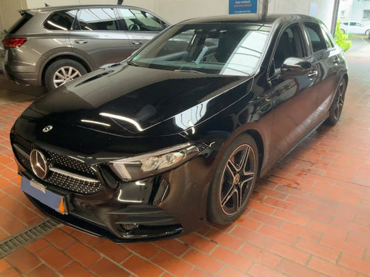 Mercedes-Benz A-Klasse A 180 d AMG Line 2020 – снимка 2