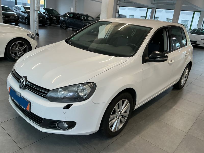 Volkswagen Golf VI 1.6 TDI Style 2011