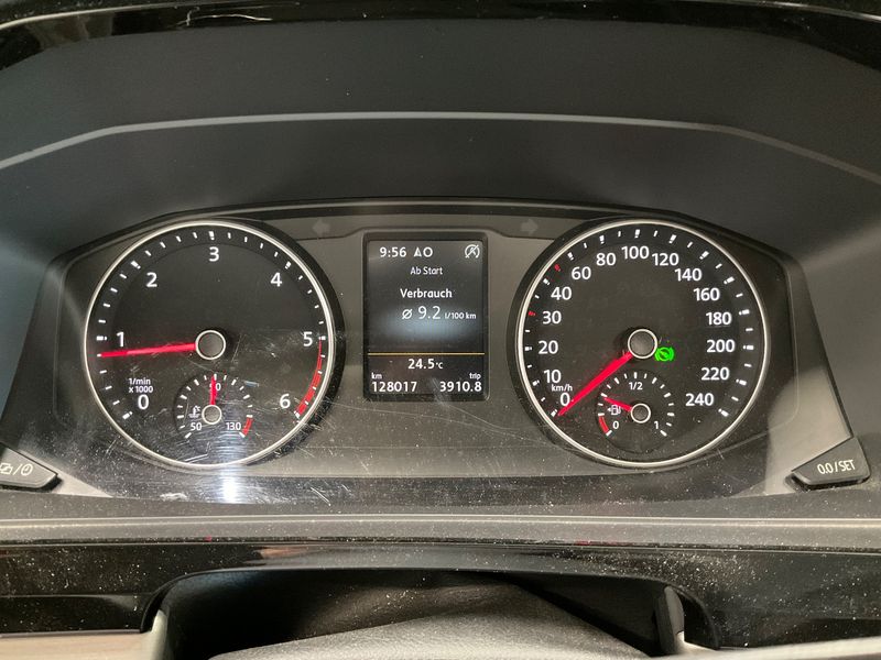 Volkswagen T6 Multivan 2.0 TDI Edition 2017 – снимка 19