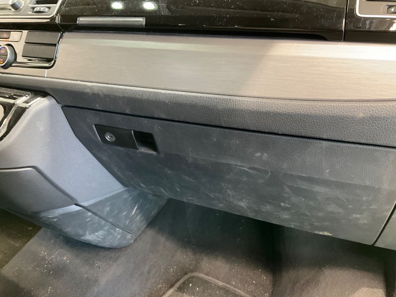 Volkswagen T6 Multivan 2.0 TDI Edition 2017 – снимка 25