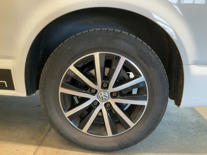 Volkswagen T6 Multivan 2.0 TDI Edition 2017 – снимка 5