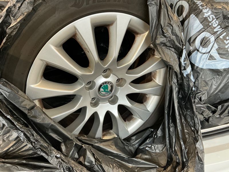 Skoda Superb 2.0 TDI Elegance 2011 – снимка 15