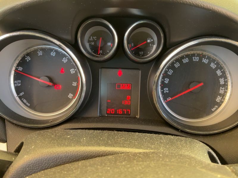 Opel Mokka 1.4 Turbo Selective 2015 – снимка 18