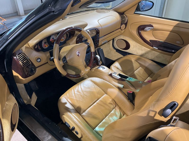 Porsche 911 996 Carrera 4 Cabrio 2003 – снимка 27