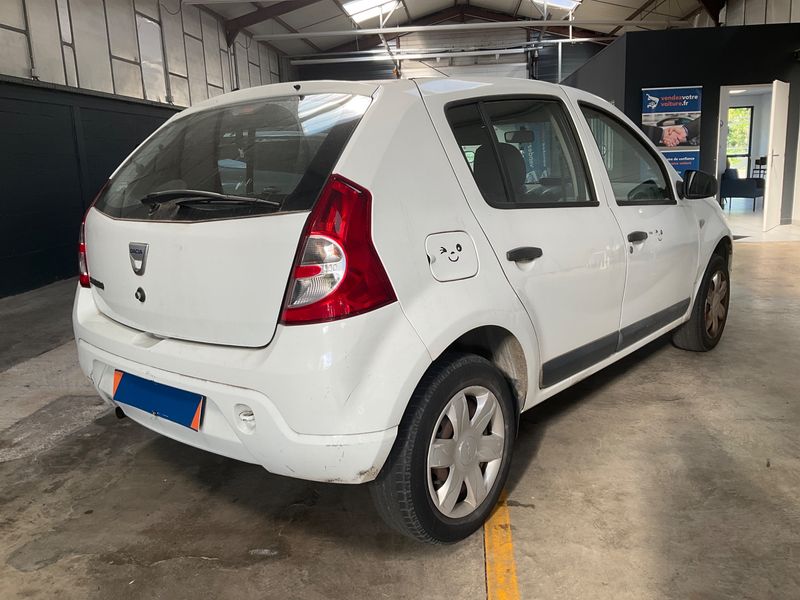 Dacia Sandero 1.2 Ambiance 2011 – снимка 2