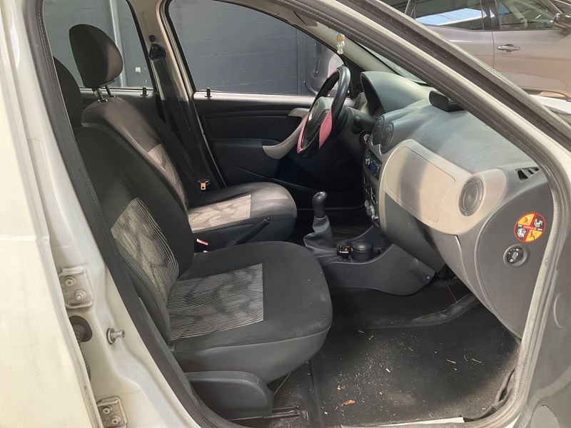 Dacia Sandero 1.2 Ambiance 2011 – снимка 3