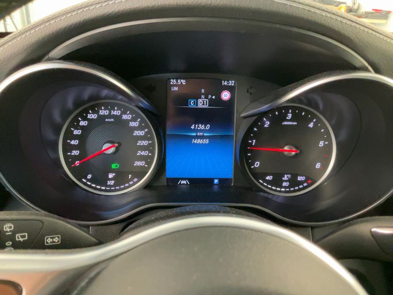 Mercedes-Benz GLC-Klasse GLC 300 d 4Matic 2022 – снимка 18