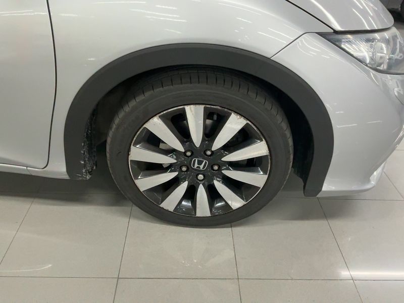 Honda Civic 1.6 DTEC Executive 2015 – снимка 11