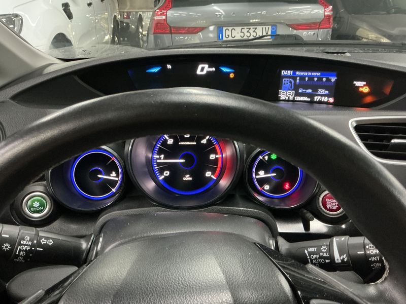 Honda Civic 1.6 DTEC Executive 2015 – снимка 18