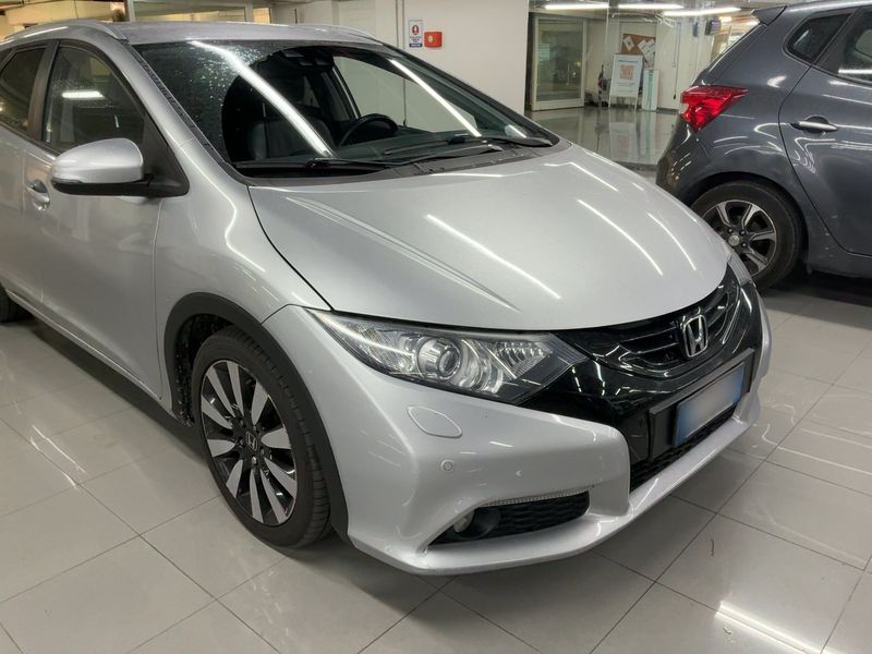 Honda Civic 1.6 DTEC Executive 2015 – снимка 12