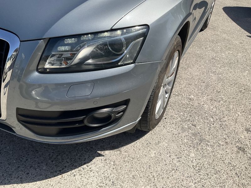Audi Q5 3.0 V6 TDI quattro Avus 2009 – снимка 31