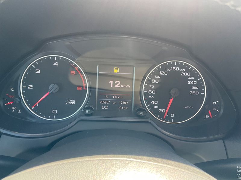 Audi Q5 3.0 V6 TDI quattro Avus 2009 – снимка 18