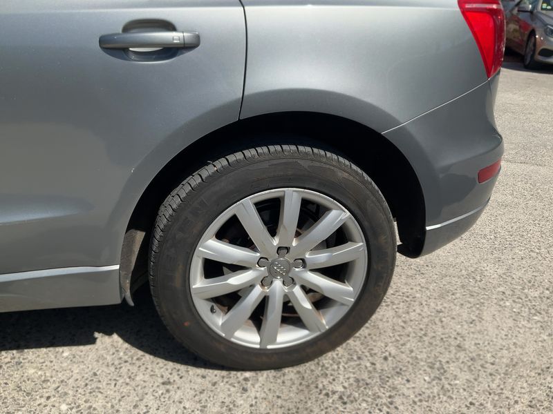 Audi Q5 3.0 V6 TDI quattro Avus 2009 – снимка 5