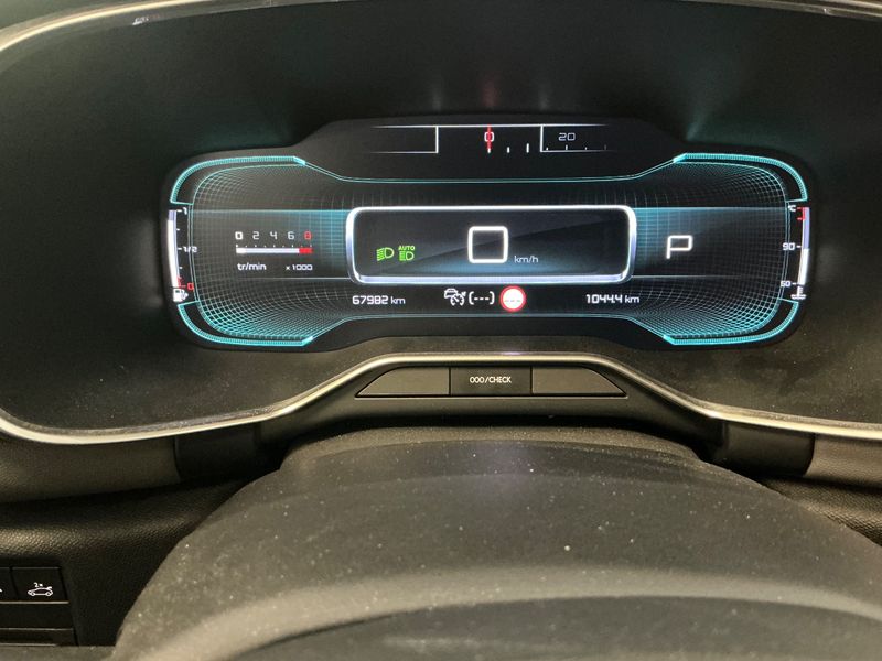 Citroen C5 Aircross 1.6 PureTech Shine 2019 – снимка 18