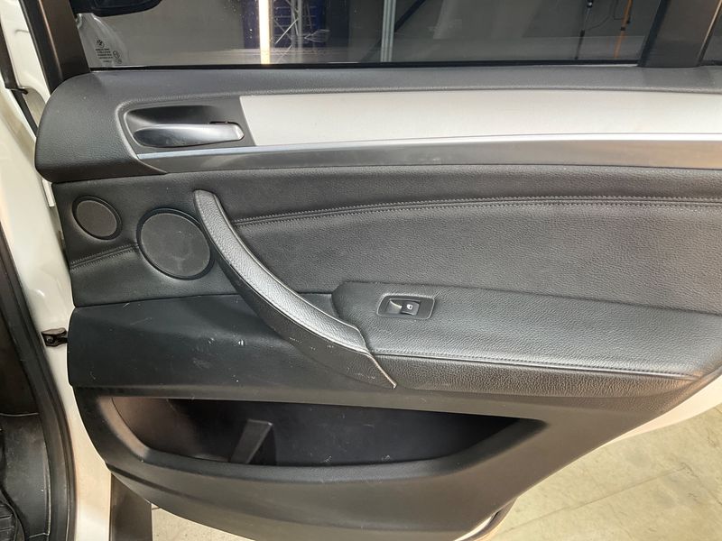 BMW X5 xDrive 30d 2010 – снимка 32