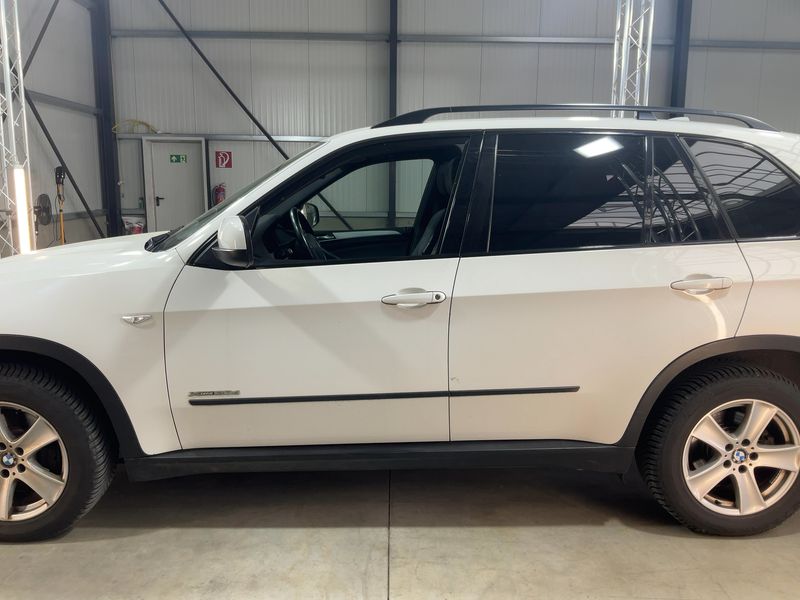 BMW X5 xDrive 30d 2010 – снимка 4