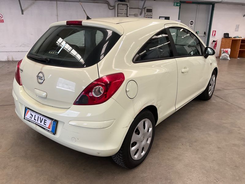 Opel Corsa 1.2 Elective 2011 – снимка 2