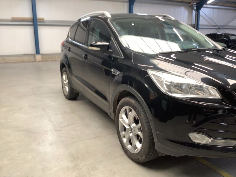 Ford Kuga 2.0 TDCi Titanium 2016 – снимка 12