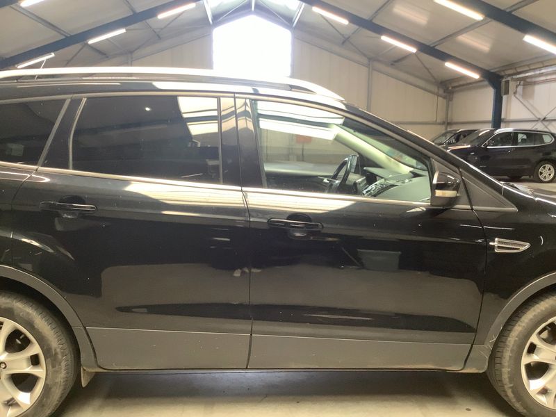 Ford Kuga 2.0 TDCi Titanium 2016 – снимка 10