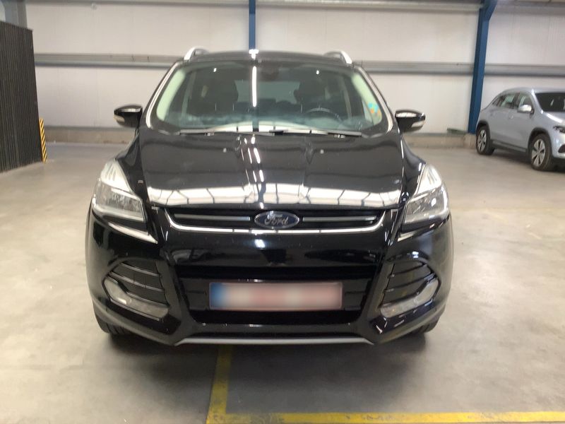 Ford Kuga 2.0 TDCi Titanium 2016 – снимка 14