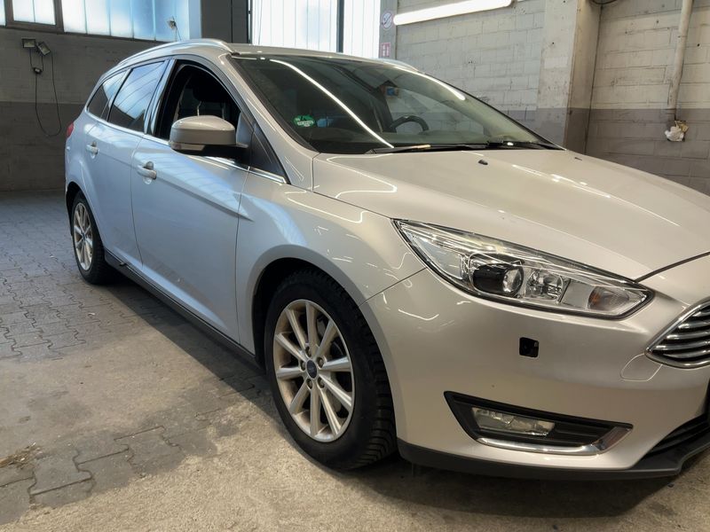 Ford Focus 2.0 TDCi Titanium 2015 – снимка 12