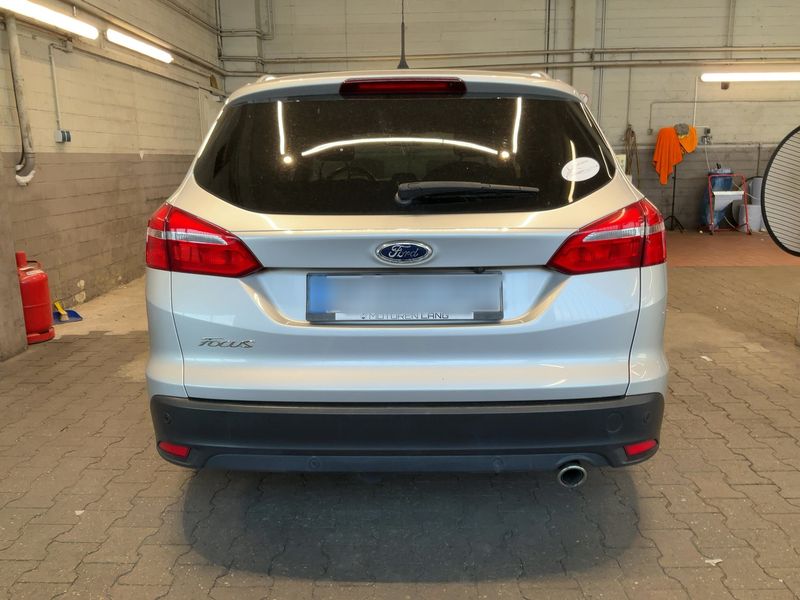 Ford Focus 2.0 TDCi Titanium 2015 – снимка 7