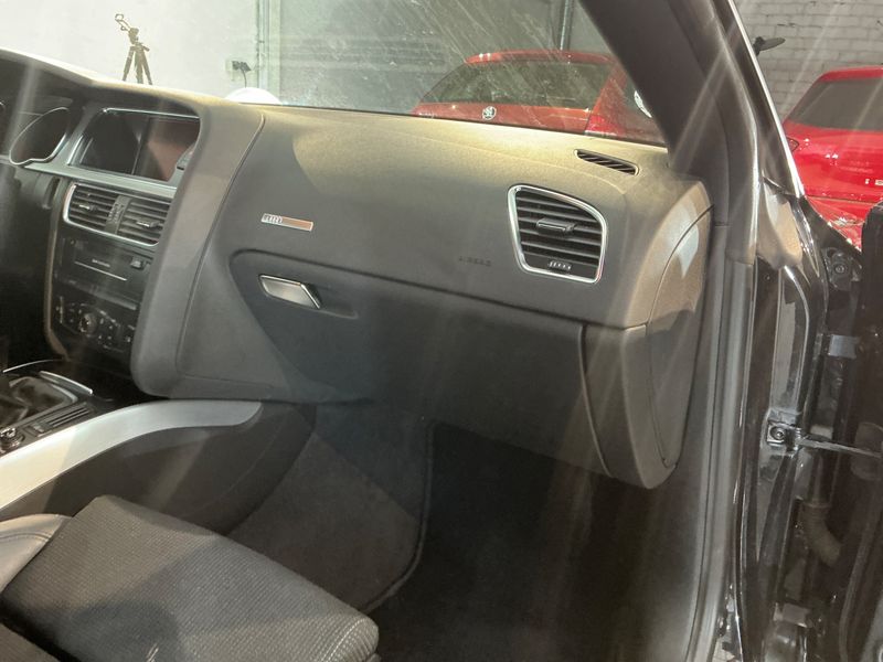 Audi A5 2.0 TFSI 2010 – снимка 26