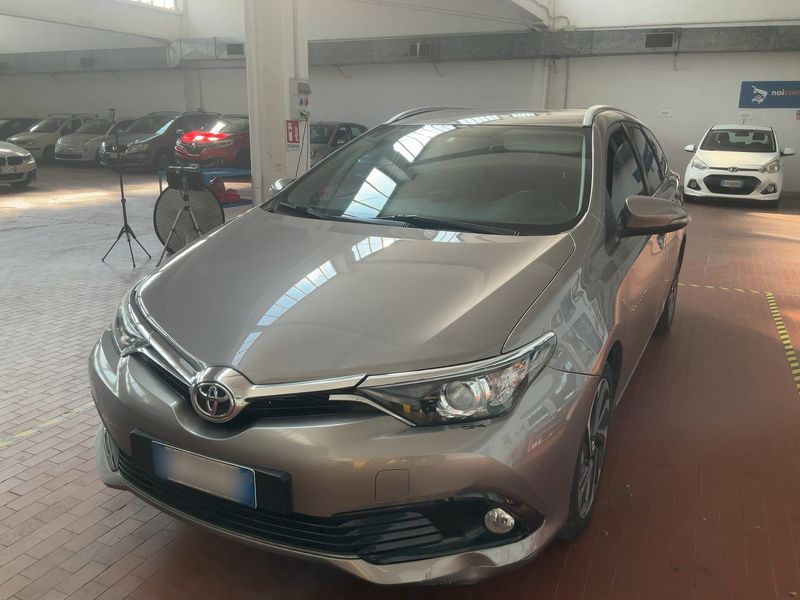 Toyota Auris Touring Sports 1.6 D-4D Active 2018 – снимка 1