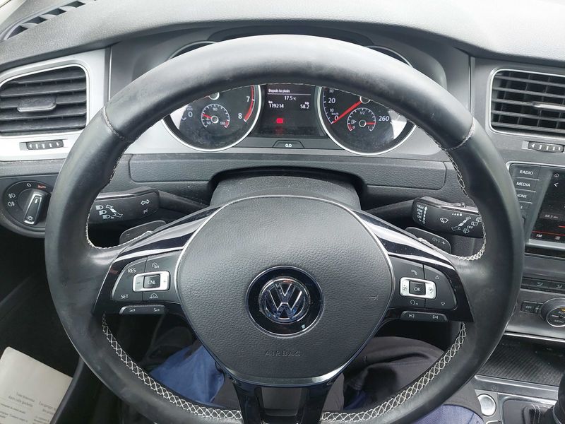 Volkswagen Golf VII 1.4 TSI Lounge BlueMotion Tech. 2015 – снимка 35