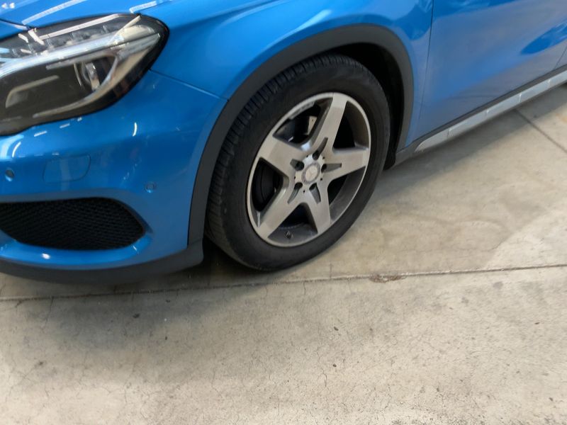 Mercedes-Benz GLA-Klasse GLA 220 d 4Matic Street Style AMG Line 2015 – снимка 3
