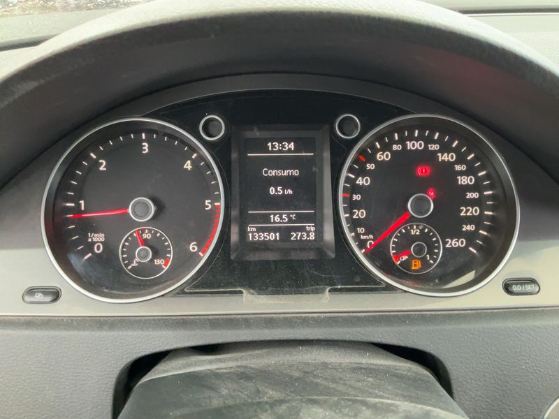 Volkswagen Passat 2.0 TDI Edition Plus 2009 – снимка 19
