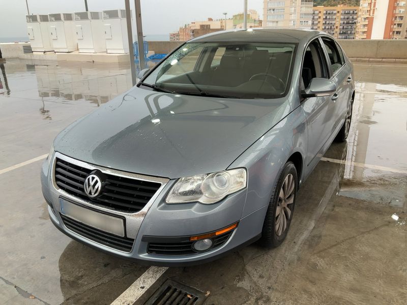 Volkswagen Passat 2.0 TDI Edition Plus 2009 – снимка 2