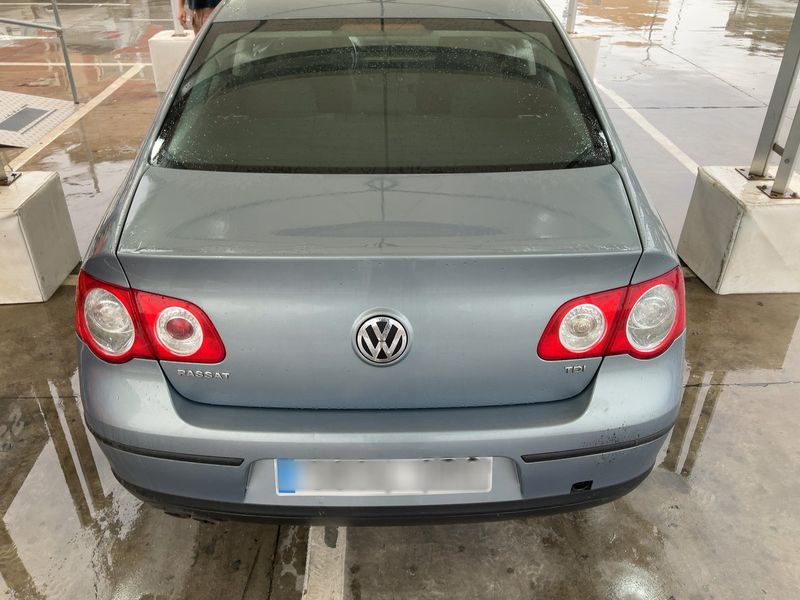 Volkswagen Passat 2.0 TDI Edition Plus 2009 – снимка 7