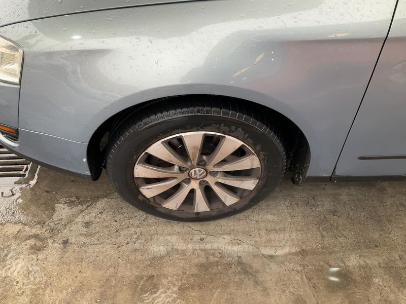 Volkswagen Passat 2.0 TDI Edition Plus 2009 – снимка 3