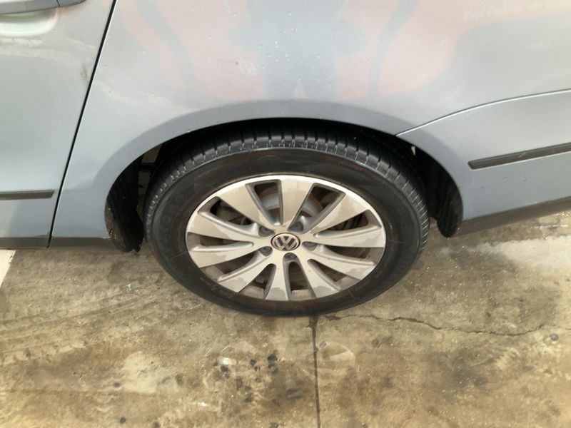 Volkswagen Passat 2.0 TDI Edition Plus 2009 – снимка 5