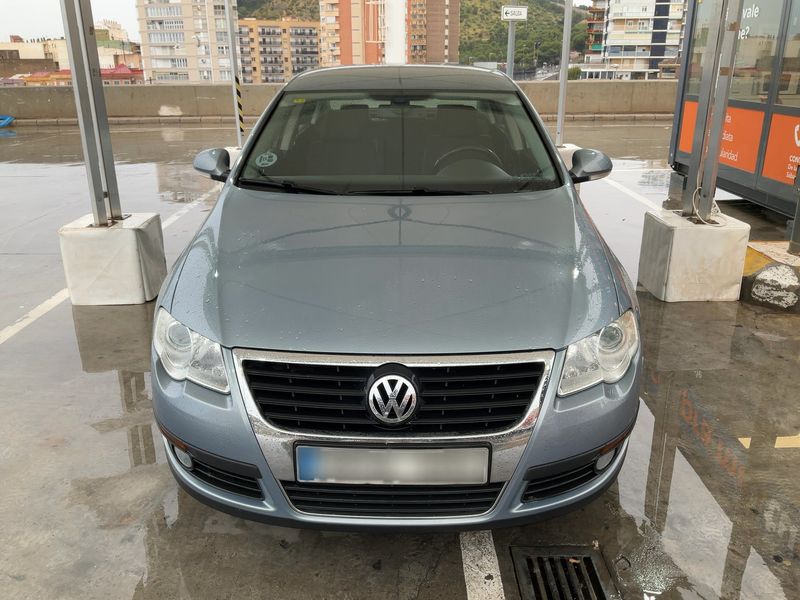 Volkswagen Passat 2.0 TDI Edition Plus 2009 – снимка 14